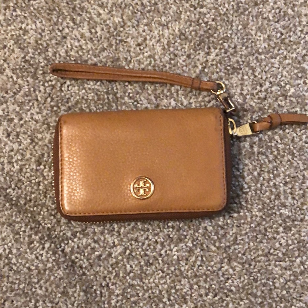 Authentic Tory Burch Tan Wristlet 3inx5in